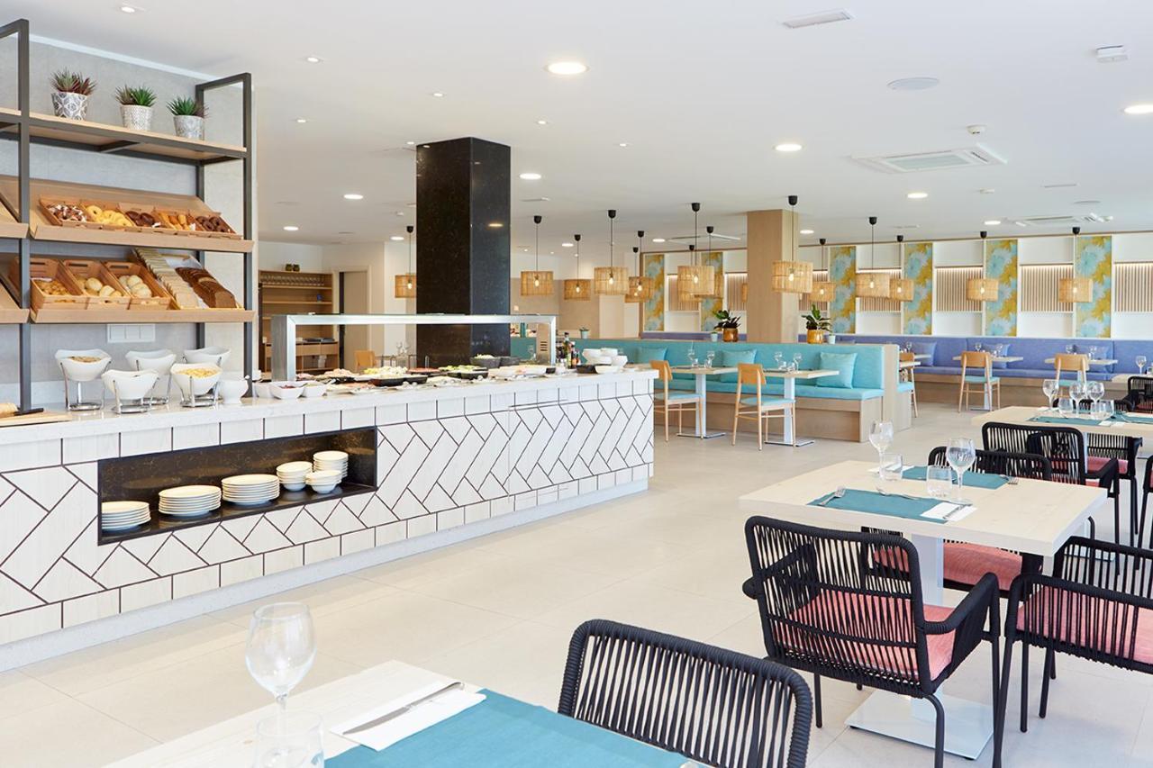 Universal Aparthotel Elisa Platja de Muro Εξωτερικό φωτογραφία