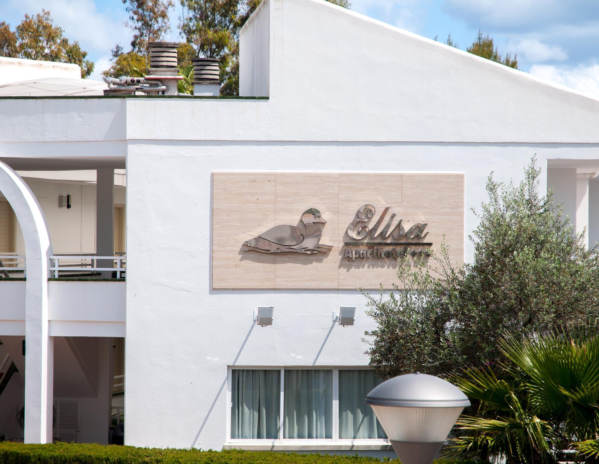 Universal Aparthotel Elisa Platja de Muro Εξωτερικό φωτογραφία