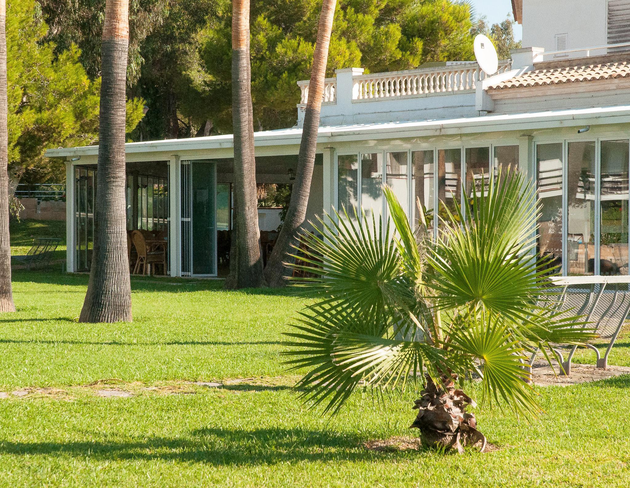 Universal Aparthotel Elisa Platja de Muro Εξωτερικό φωτογραφία