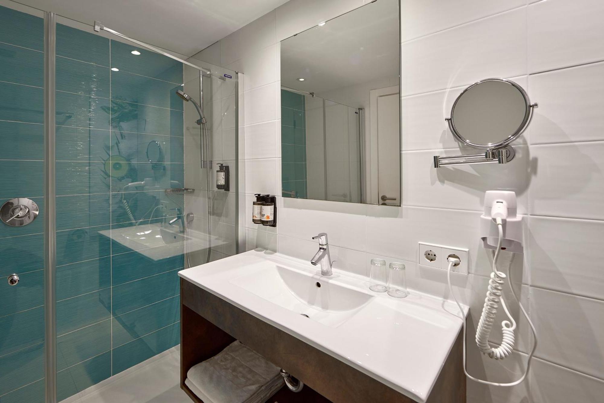 Universal Aparthotel Elisa Platja de Muro Εξωτερικό φωτογραφία